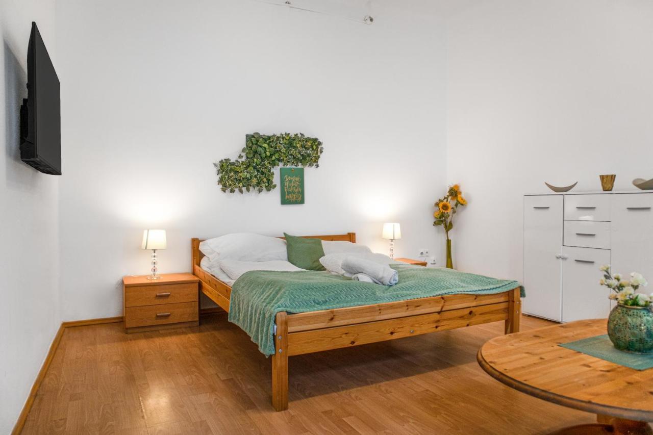 Elegant 2Br Apartment - Near Bahnhof Wien Meidling מראה חיצוני תמונה