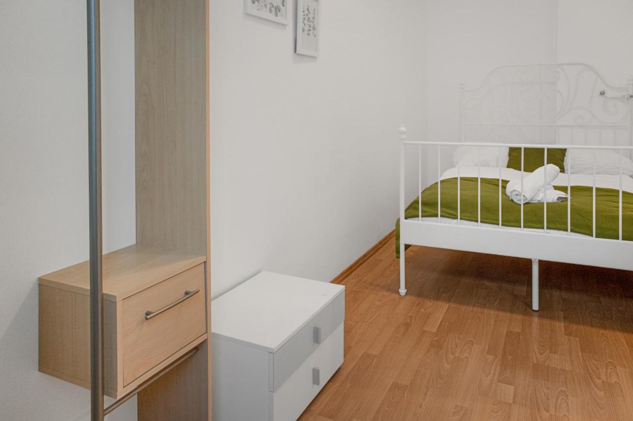 Elegant 2Br Apartment - Near Bahnhof Wien Meidling מראה חיצוני תמונה